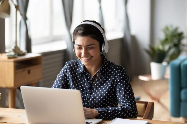 computer-headphones.jpg